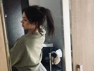 BeckyAurielle live webcam thumbnail