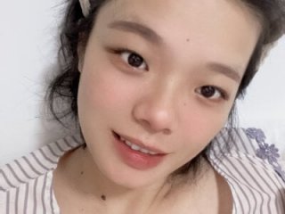 Bella0815 live webcam thumbnail