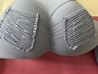 Bella_168 live webcam thumbnail