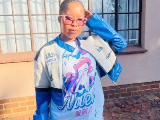 Bella_2025 live webcam thumbnail