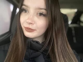 Bella_Lush live webcam thumbnail