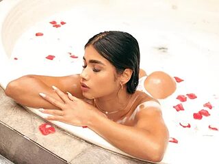 Bella_Smithe live webcam thumbnail