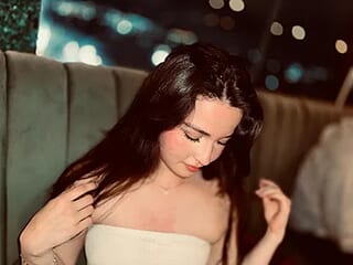 Bella_Velvet0 live webcam thumbnail