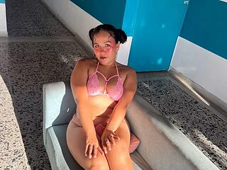 Bella__Doll live webcam thumbnail