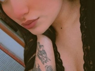 Bella_n_Nick live webcam thumbnail