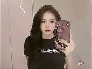 Belle_hi live webcam thumbnail