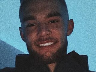 Benjamiinlt live webcam thumbnail