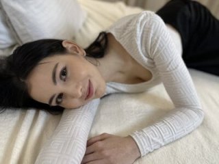 BettyLeen live webcam thumbnail