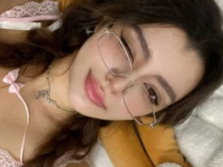 beatrishaa live webcam thumbnail