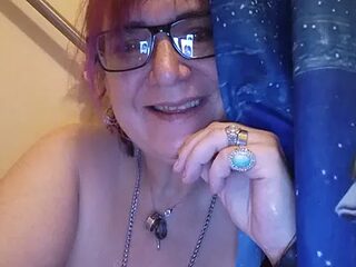 becky1111 live webcam thumbnail