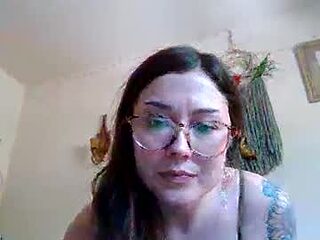 bella9519 live webcam thumbnail