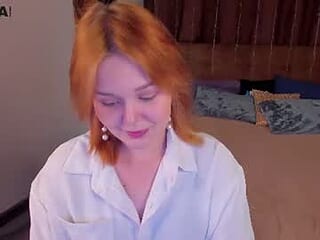 bella_wilde1 live webcam thumbnail