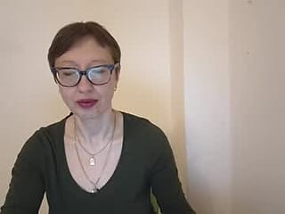 bellarose_2020 live webcam thumbnail