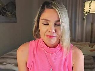 betty_brock live webcam thumbnail
