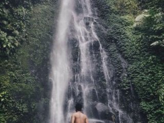 BigVeinycock4uXxX live webcam thumbnail