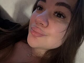 bigass_kiss live webcam thumbnail