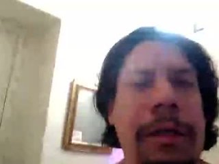 bigdickisaac520 live webcam thumbnail