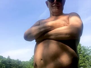 bigmannudist live webcam thumbnail