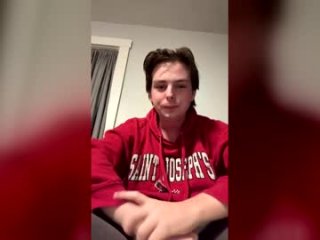 bkennedy829 live webcam thumbnail