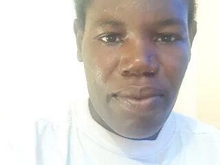 Blacksexyqueen24 live webcam thumbnail