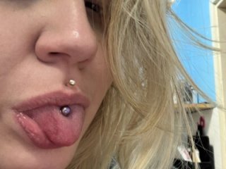 Blondierrrr live webcam thumbnail