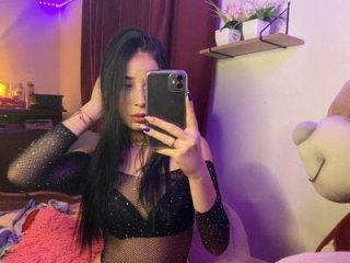 Blow2job-Lat live webcam thumbnail