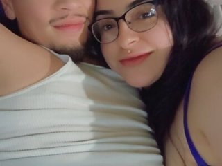 BlueCollarCouple live webcam thumbnail