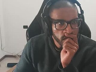 black_lollipop live webcam thumbnail