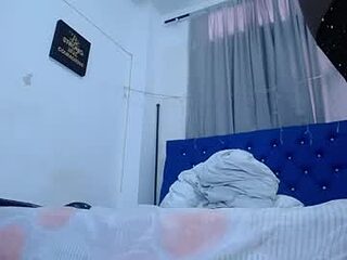 black_neighboor live webcam thumbnail