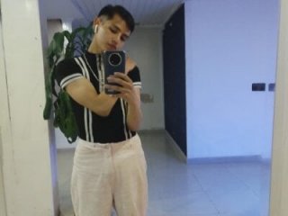 blaiine_colfer live webcam thumbnail