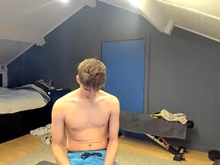 blinded12321 live webcam thumbnail