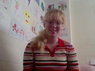 blonde_katie live webcam thumbnail