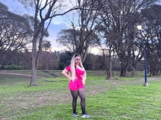 blondehotfilms live webcam thumbnail