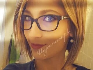 blondie-27 live webcam thumbnail