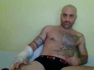 bloodleaf85 live webcam thumbnail