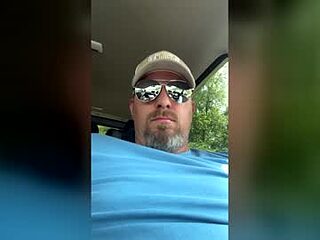 bluecollartexan live webcam thumbnail