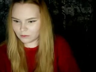 blushing_star live webcam thumbnail