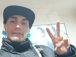 Bogotano1312 live webcam thumbnail