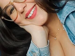 Bonny_rousse01 live webcam thumbnail