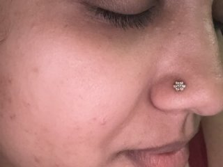 Boobiegirl2528 live webcam thumbnail