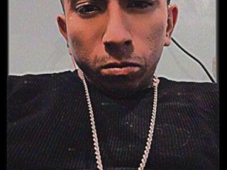 Boogiehtx713 live webcam thumbnail