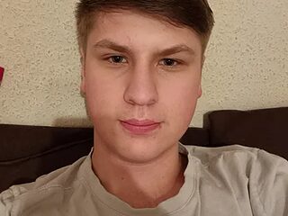 BoredGermanDick live webcam thumbnail