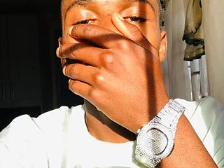 Boyzn_unfiltered live webcam thumbnail