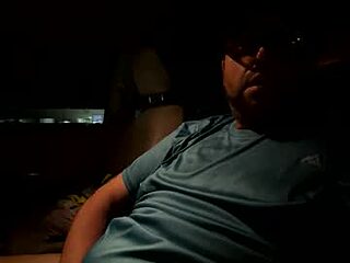 bobby_lightt live webcam thumbnail