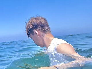boy_japan12 live webcam thumbnail