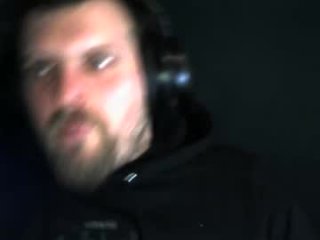 boynextdoooooor live webcam thumbnail