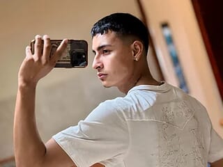 Brayan_HOT_69 live webcam thumbnail