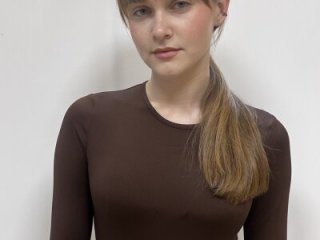 BreeBarr live webcam thumbnail
