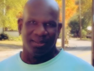 BreedingRaw live webcam thumbnail