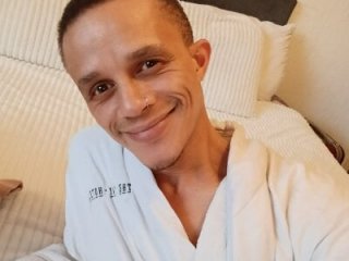 Brentrawbreed live webcam thumbnail